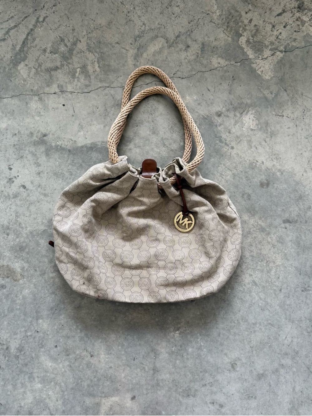 Michael Kors Marina Beige Canvas Logo Drawstring Shoulder Bag with Rope Handles - Picture 2 of 8
